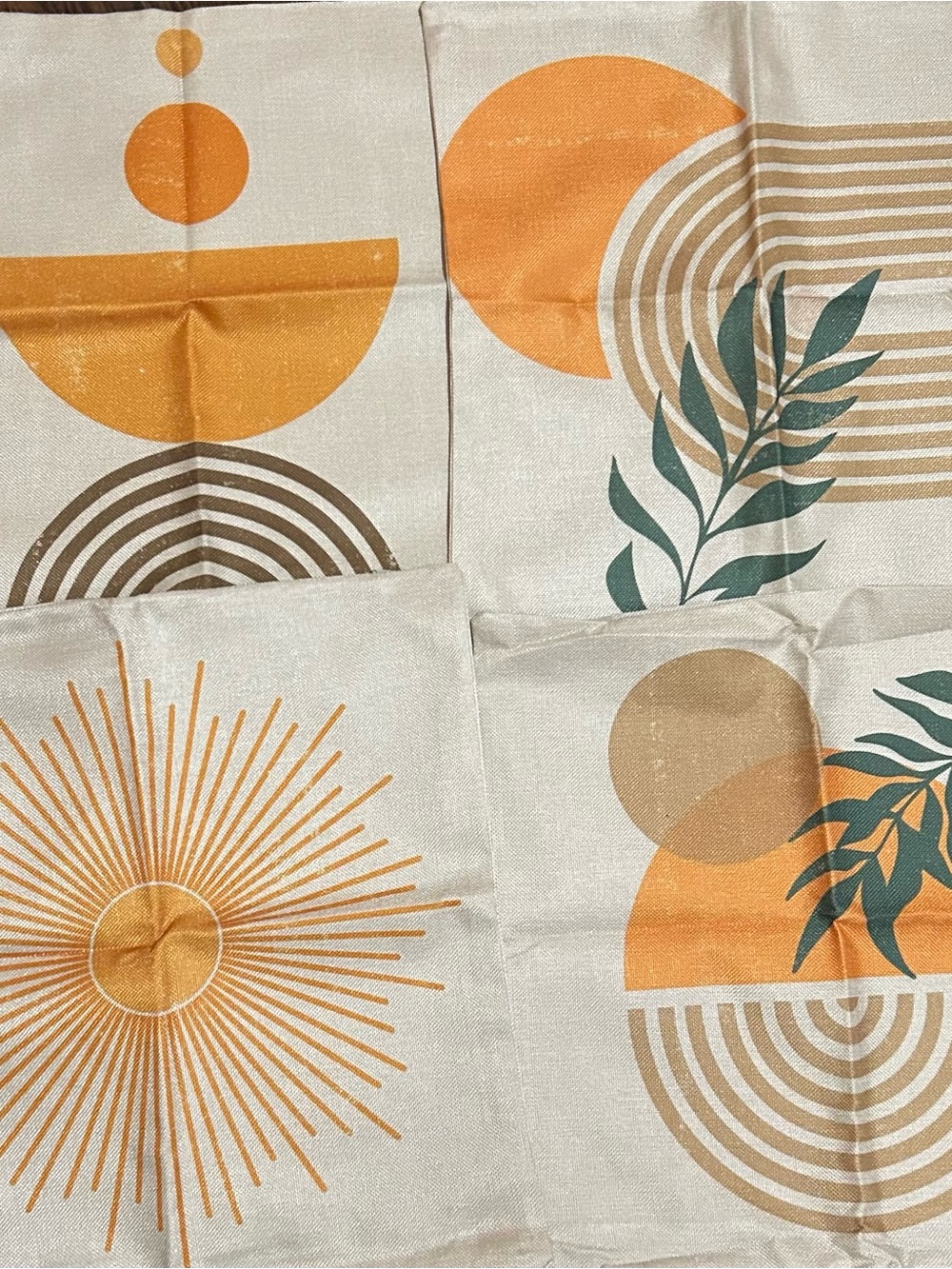Set of 4 pillow cases 18x18